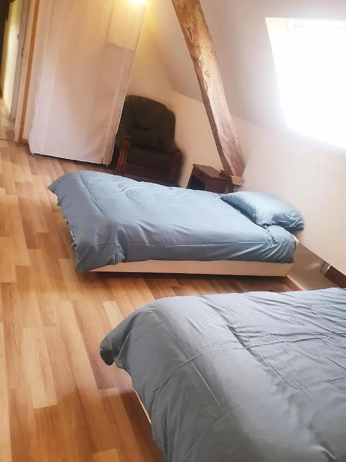 Chambres D'Hotes Gourdon 0*, 屈埃尔西地区古尔东 法国